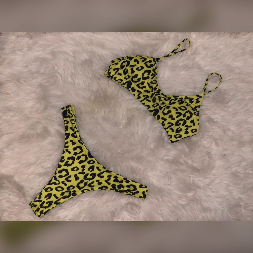 Bathing suit